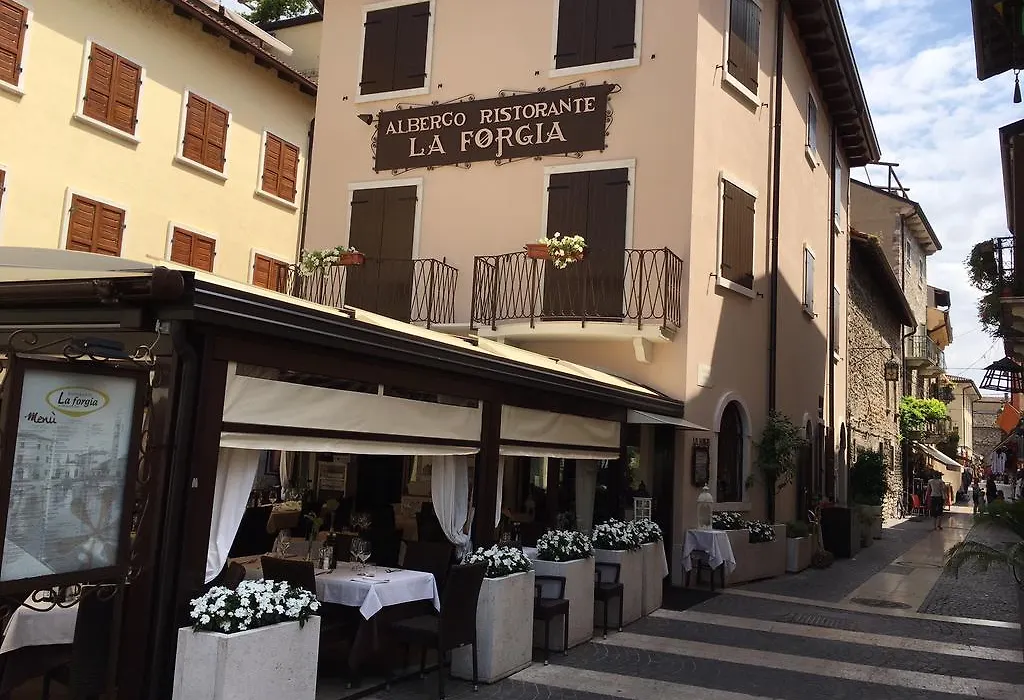 Camere La Forgia-1